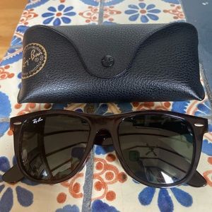Ray-Ban Rb2140 Original Wayfarer Sunglasses in Tortoise / Green 54 mm
